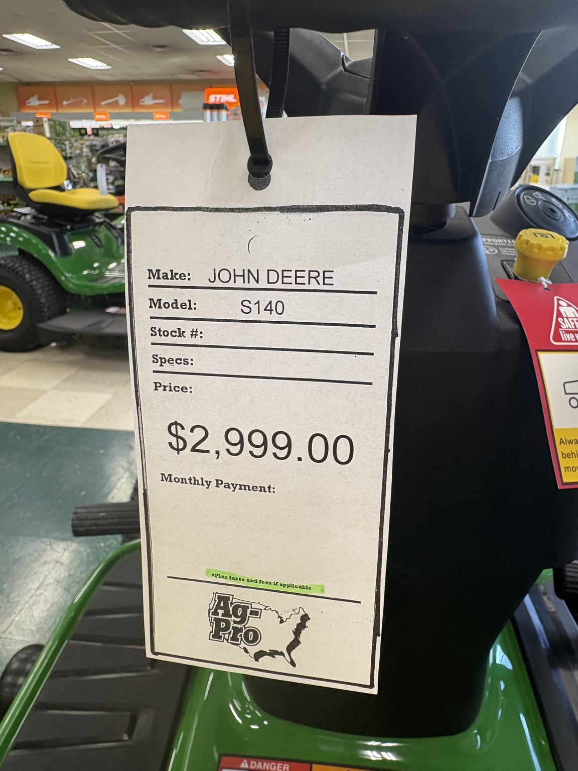 2025 John Deere S140 Image 2