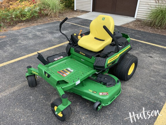 Photo of 2024 John Deere Z325E