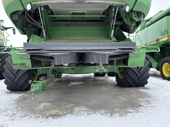 Used 2025 John Deere X9 1000 Combines at Horizon Ag & Turf in Lloydminster, AB - Photo6