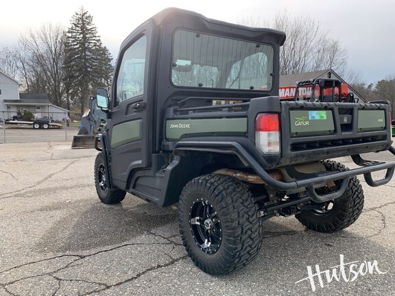 Photo of 2023 John Deere XUV 835R