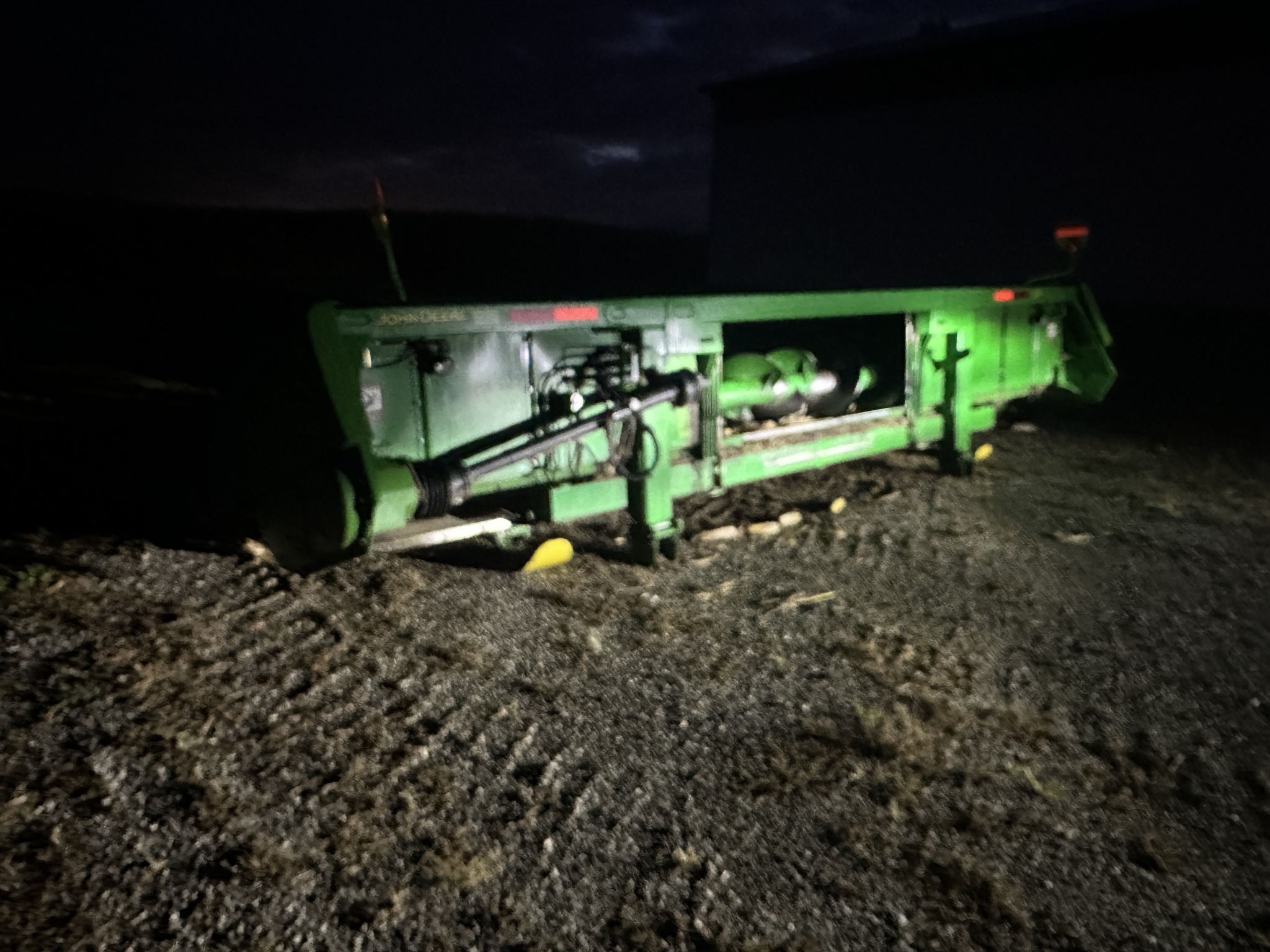 2013 John Deere 608C Image 3