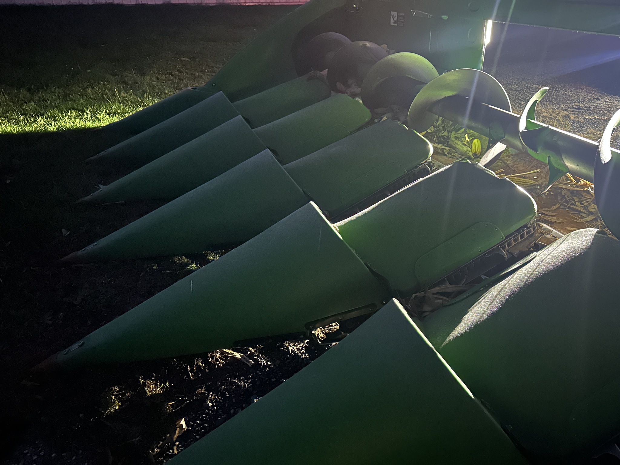 2013 John Deere 608C Image 4