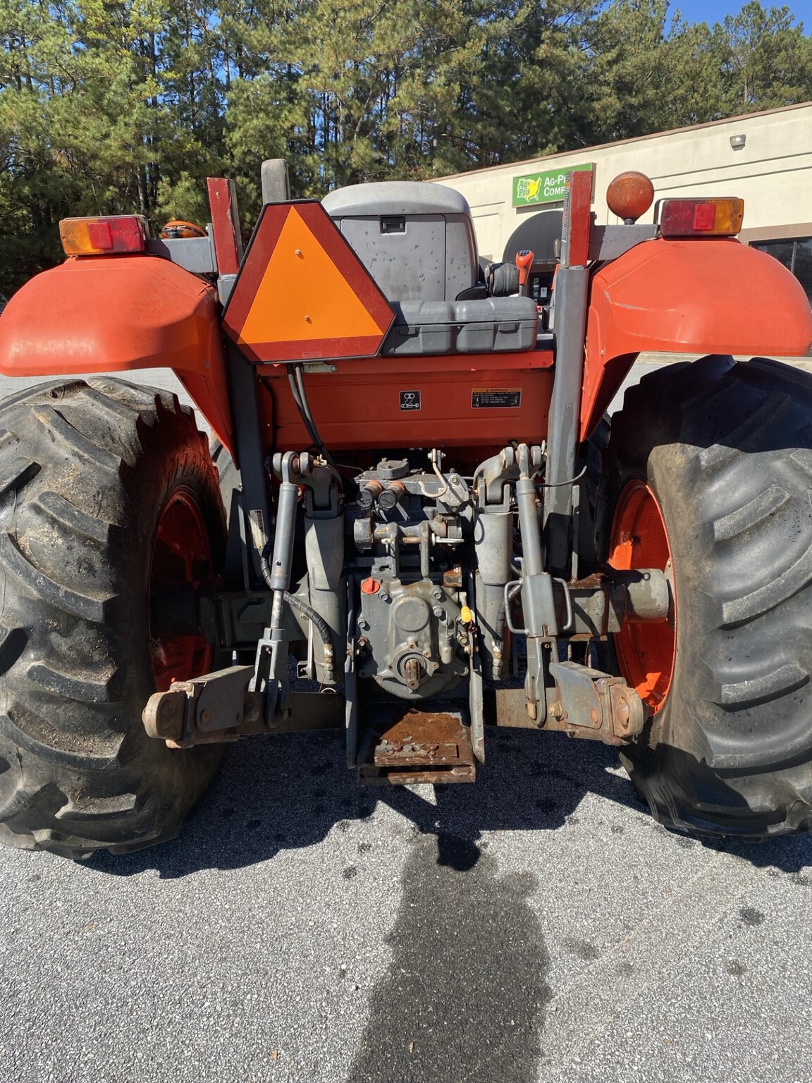 2017 Kubota M5-091 Image 4