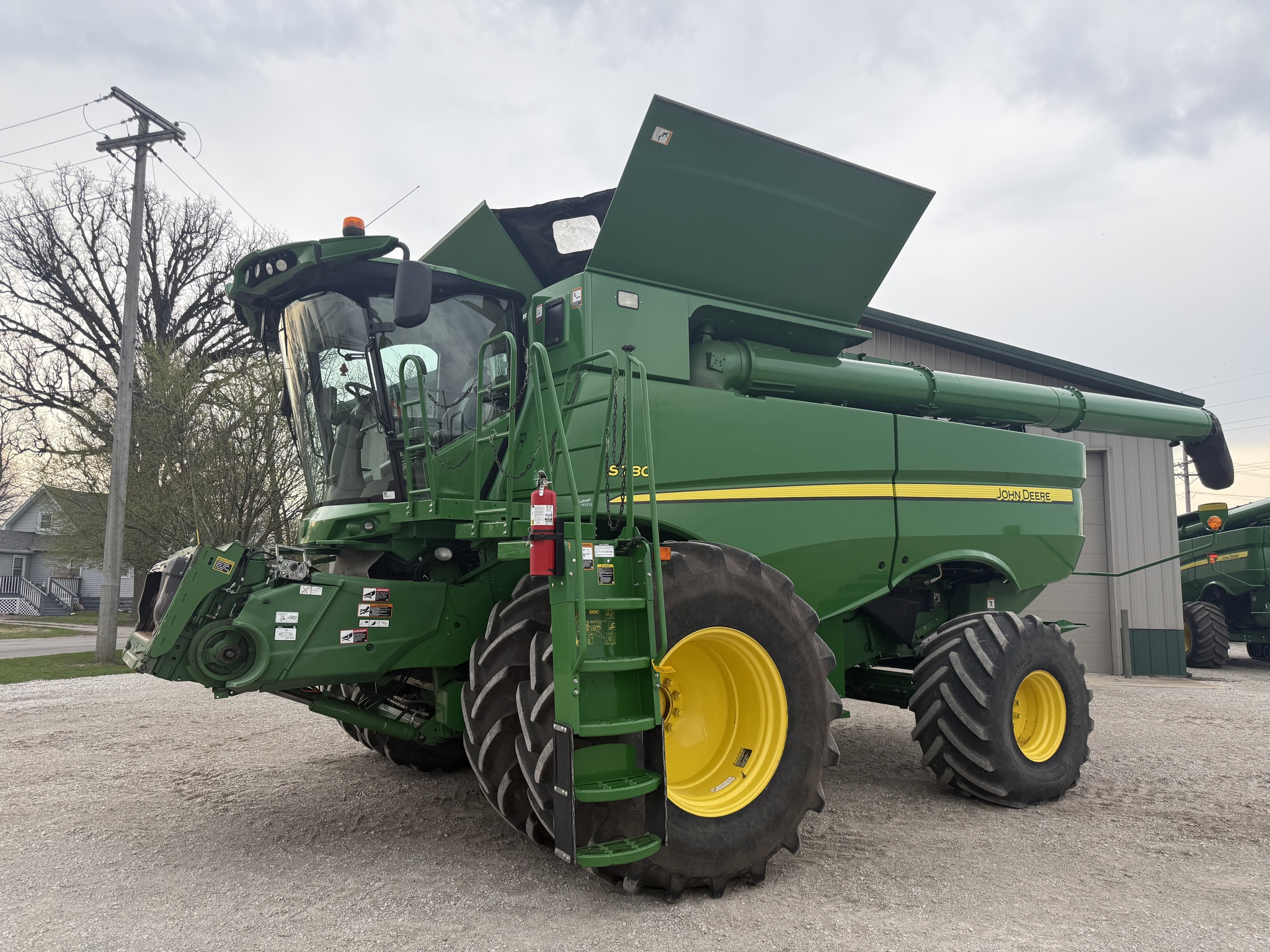  2018 John Deere S780 at Heritage Tractor in Pontiac, IL
