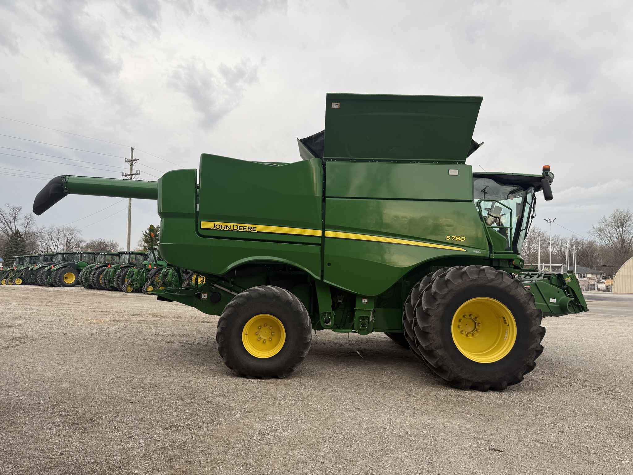  2018 John Deere S780 at Heritage Tractor in Pontiac, IL