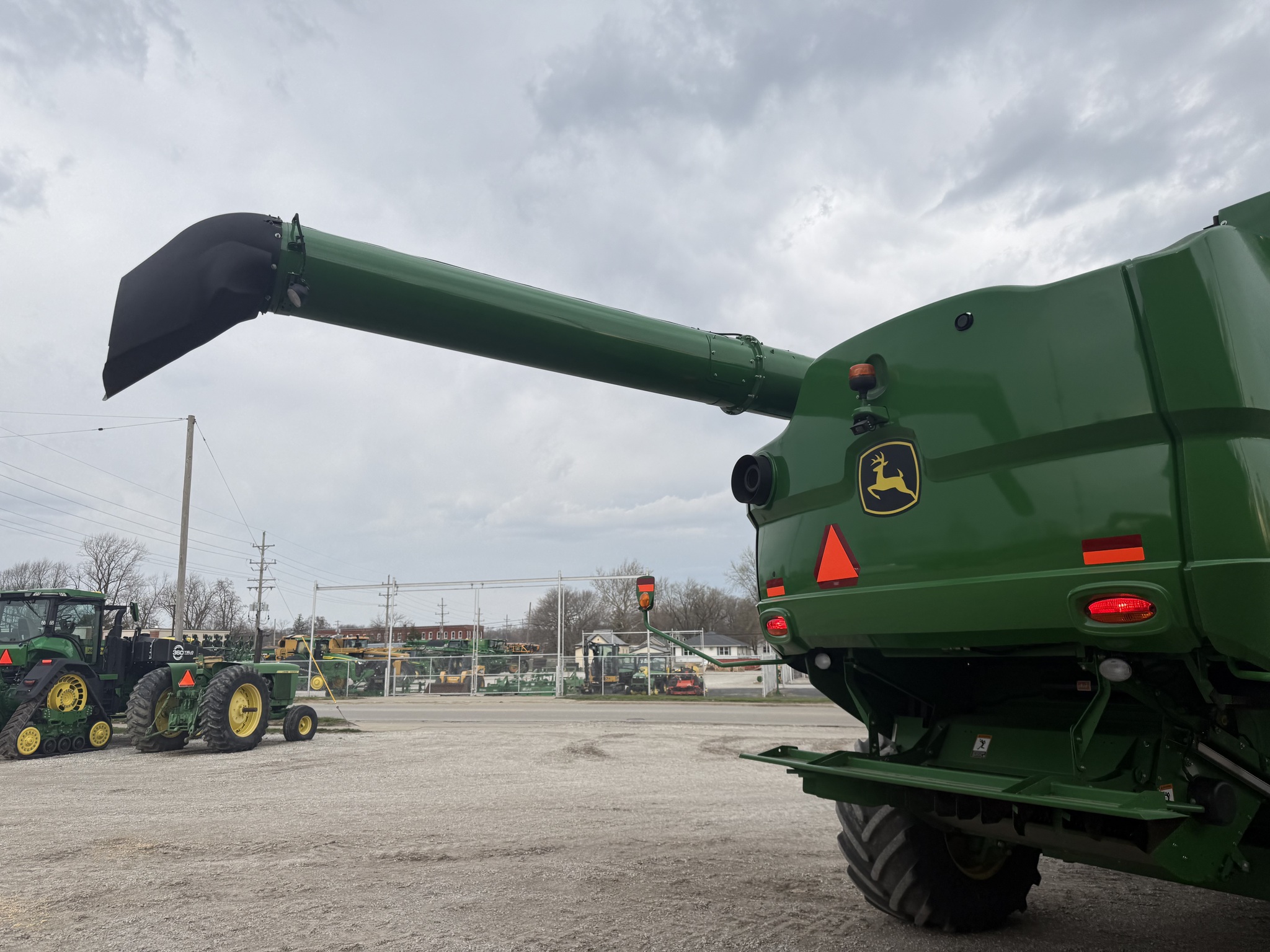  2018 John Deere S780 at Heritage Tractor in Pontiac, IL
