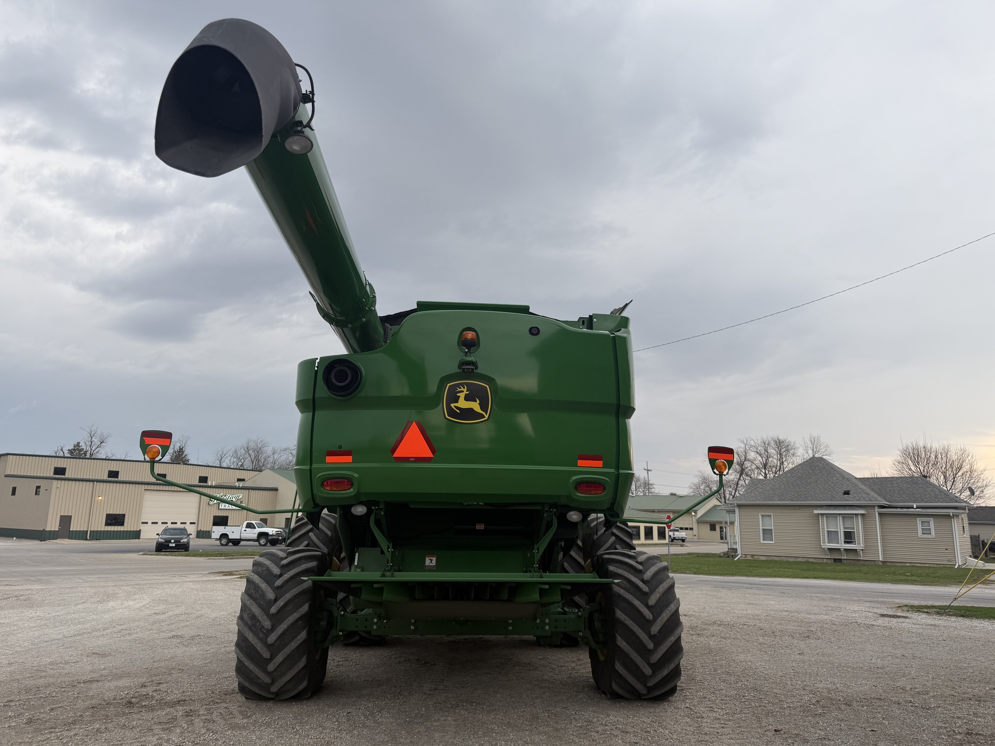  2018 John Deere S780 at Heritage Tractor in Pontiac, IL