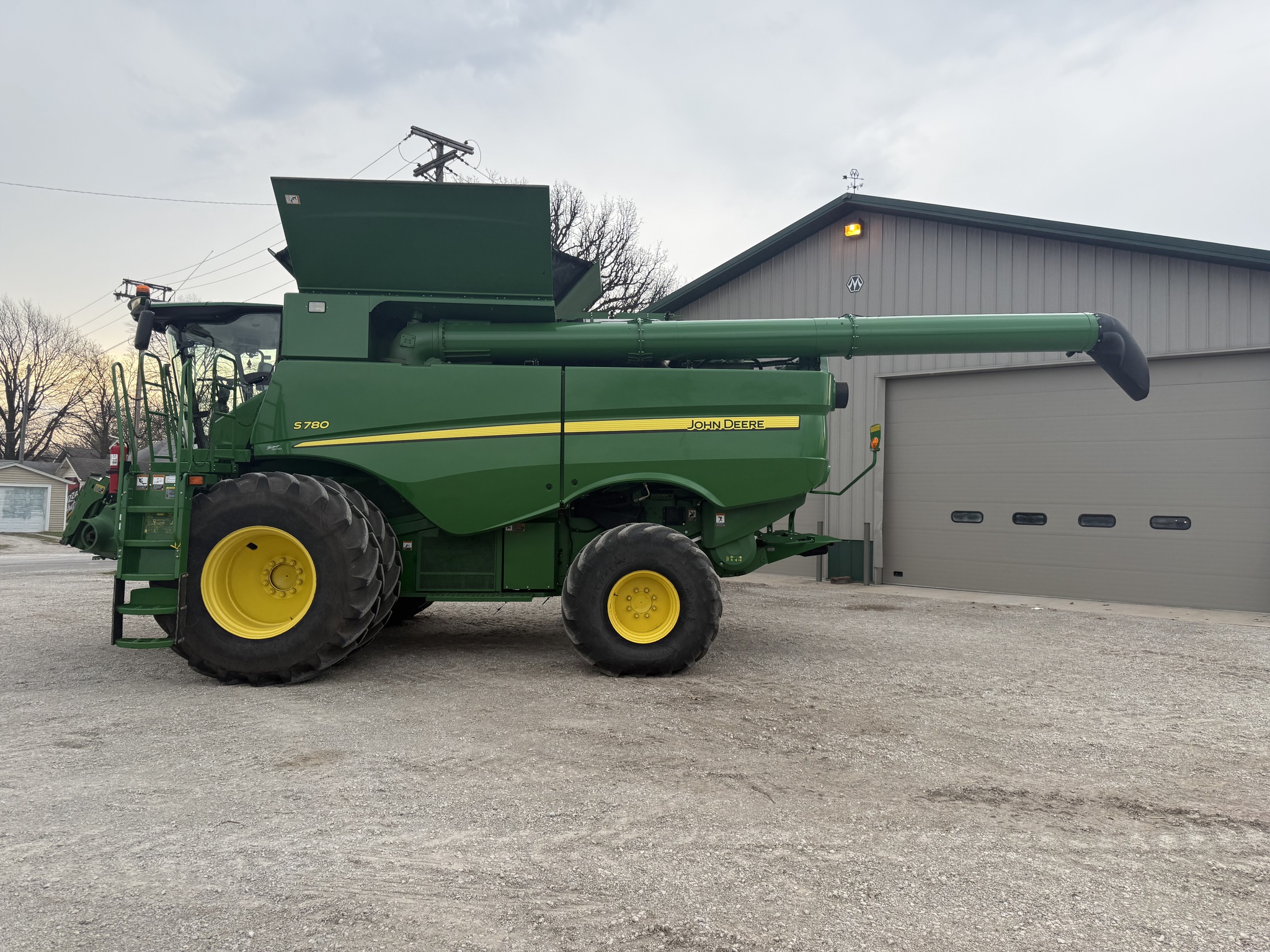  2018 John Deere S780 at Heritage Tractor in Pontiac, IL