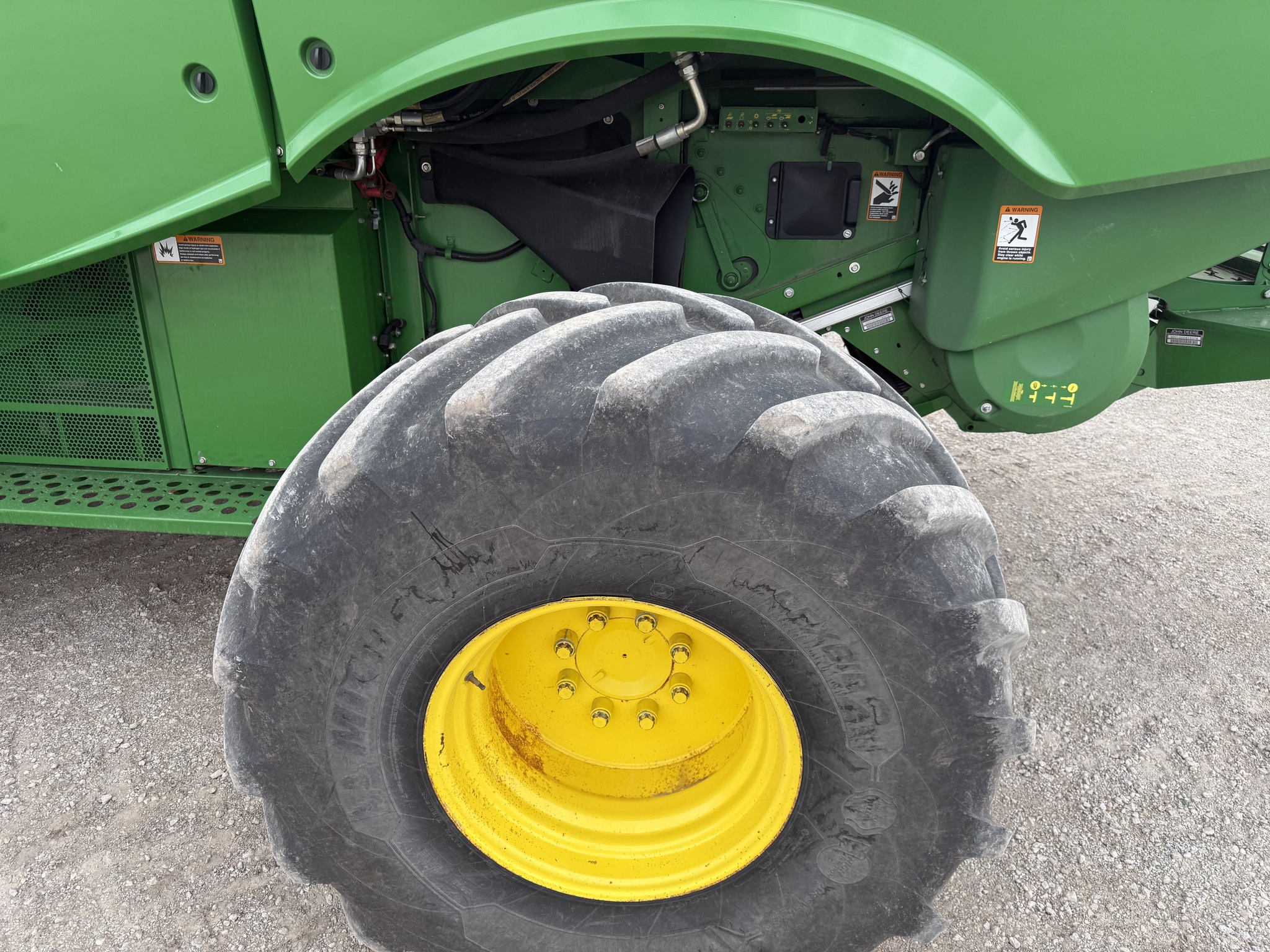  2018 John Deere S780 at Heritage Tractor in Pontiac, IL