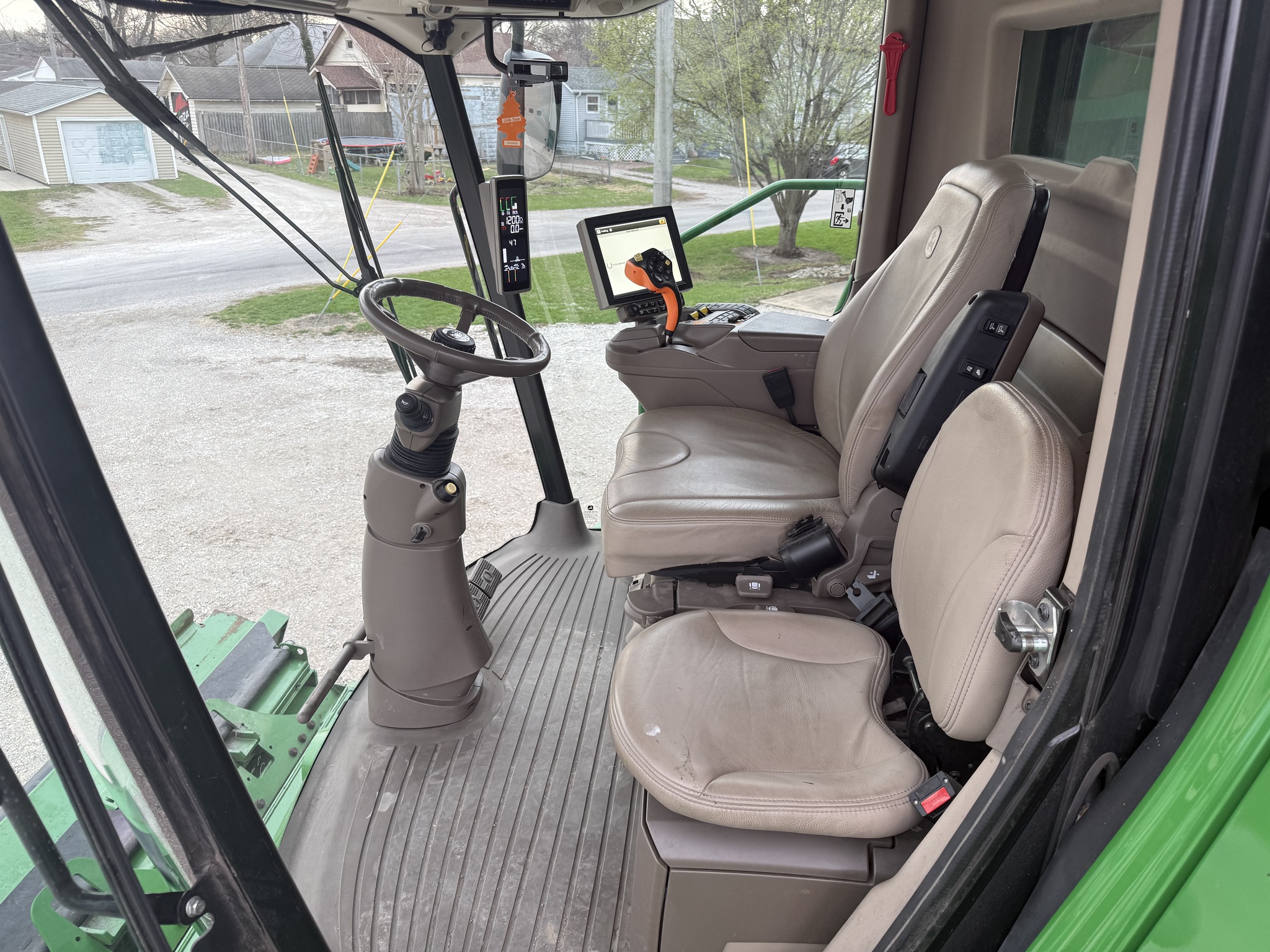  2018 John Deere S780 at Heritage Tractor in Pontiac, IL