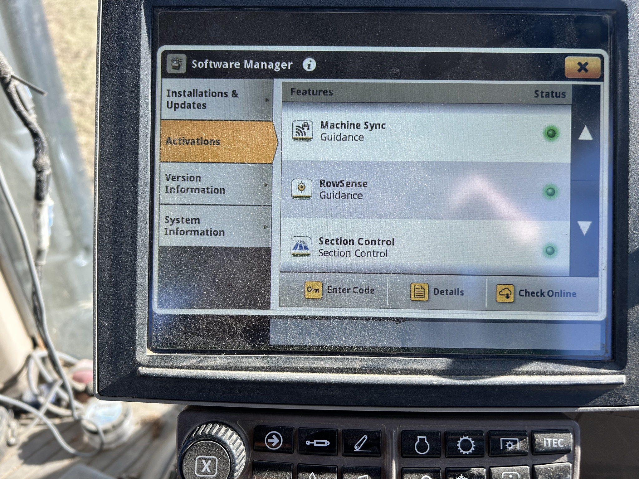 2019 John Deere 8320R Image 21