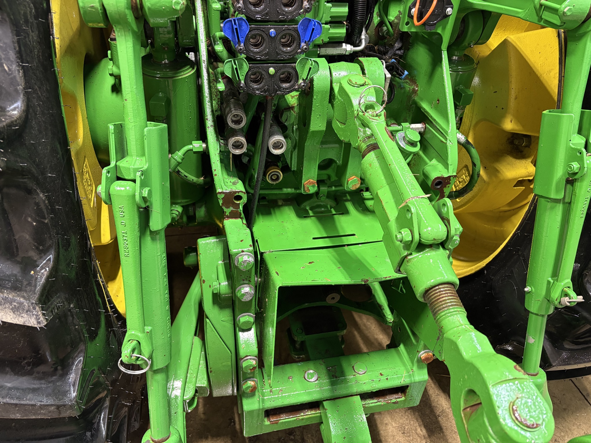 2019 John Deere 8320R Image 27