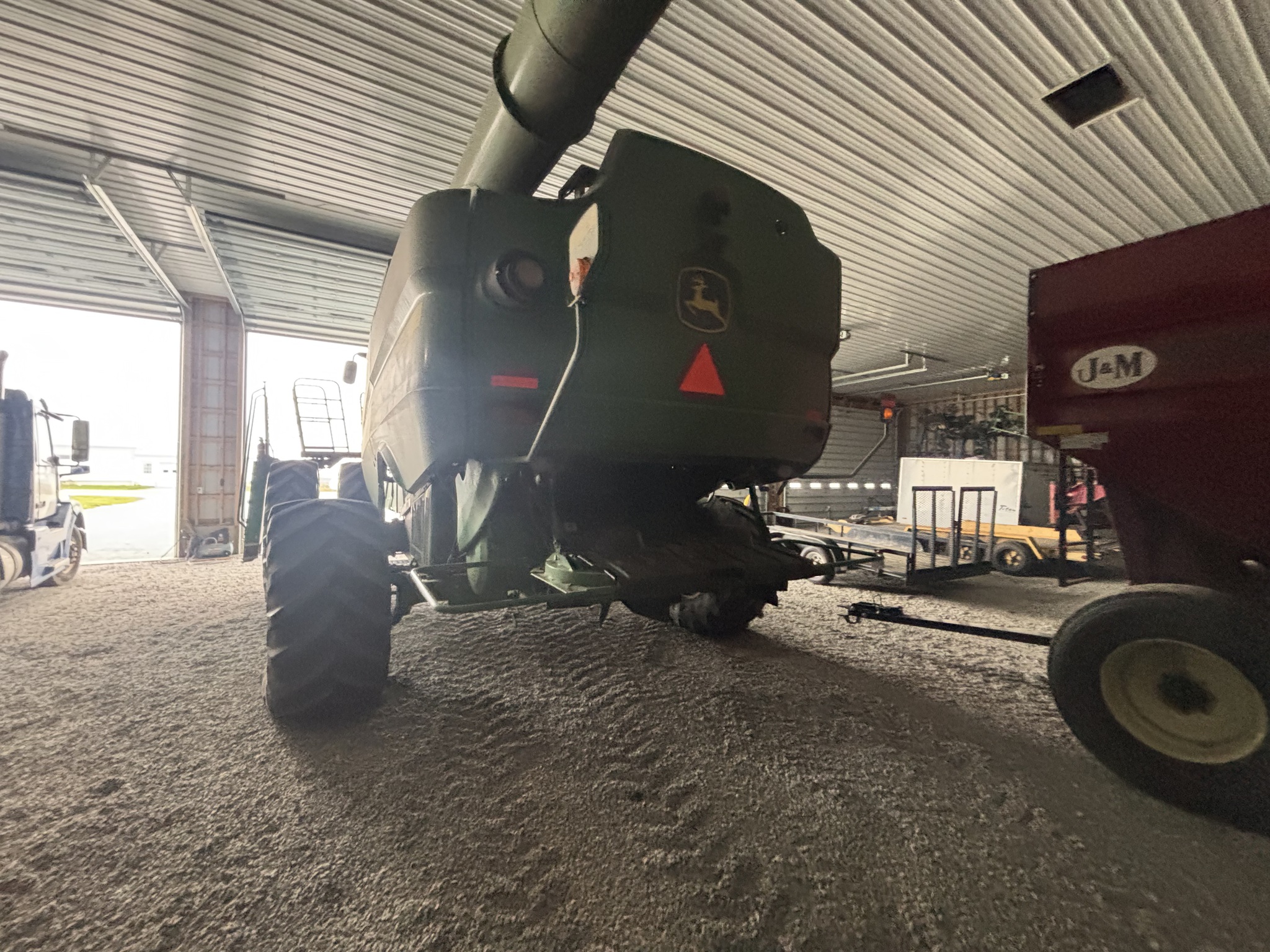 2013 John Deere S670 Image 15