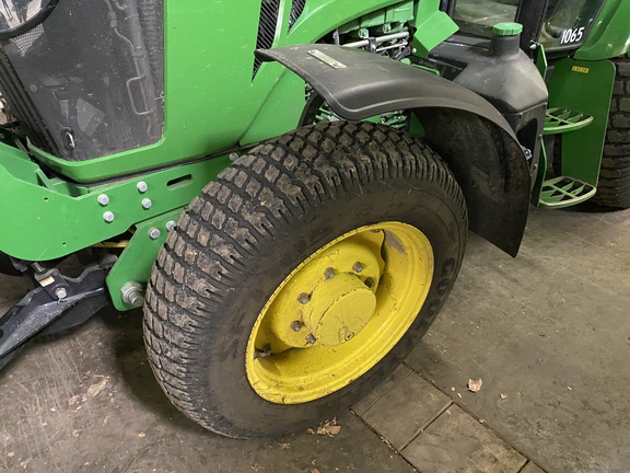 2015 John Deere 5085M - Photo3