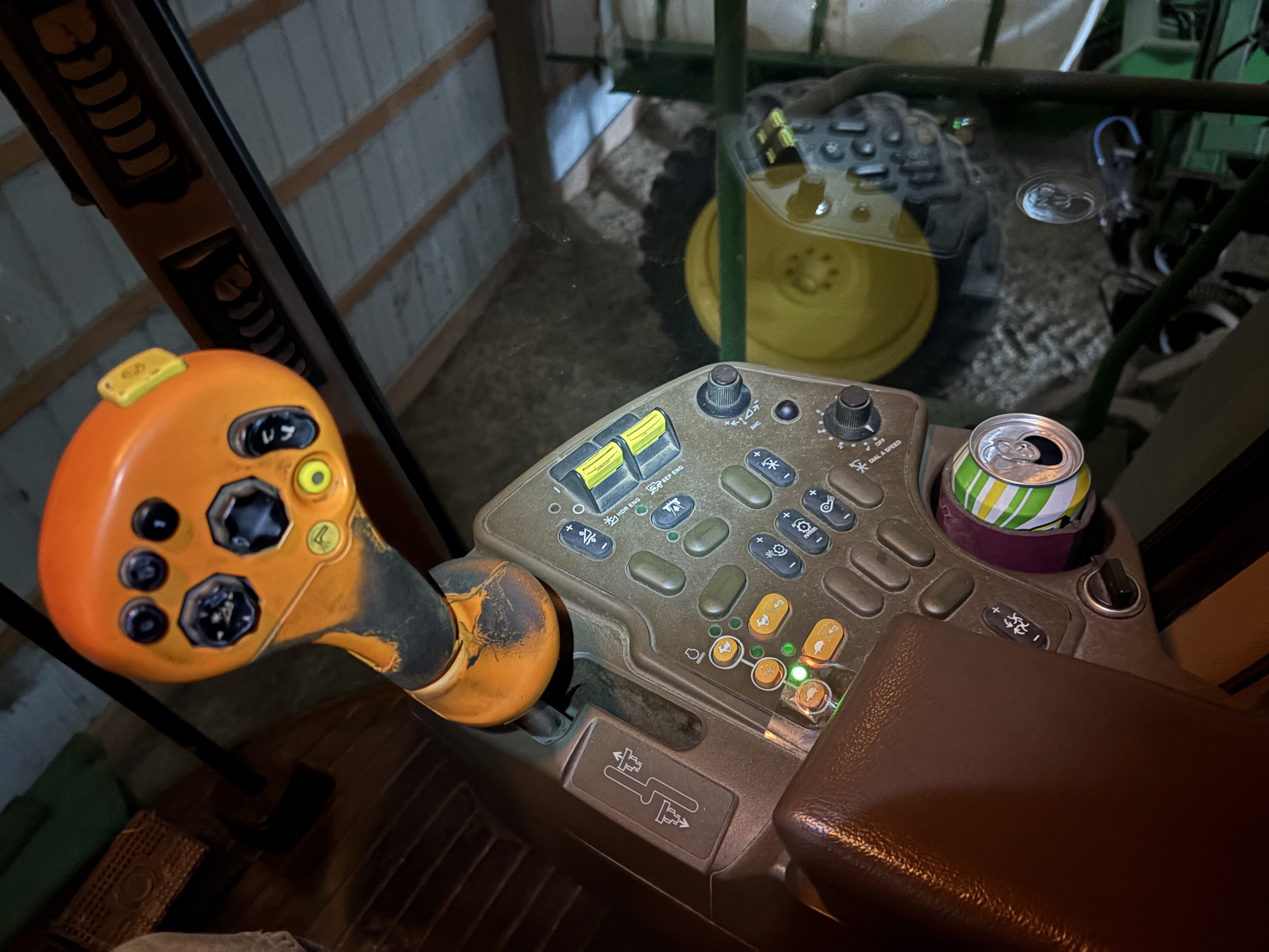 2001 John Deere 9650 STS Image 18