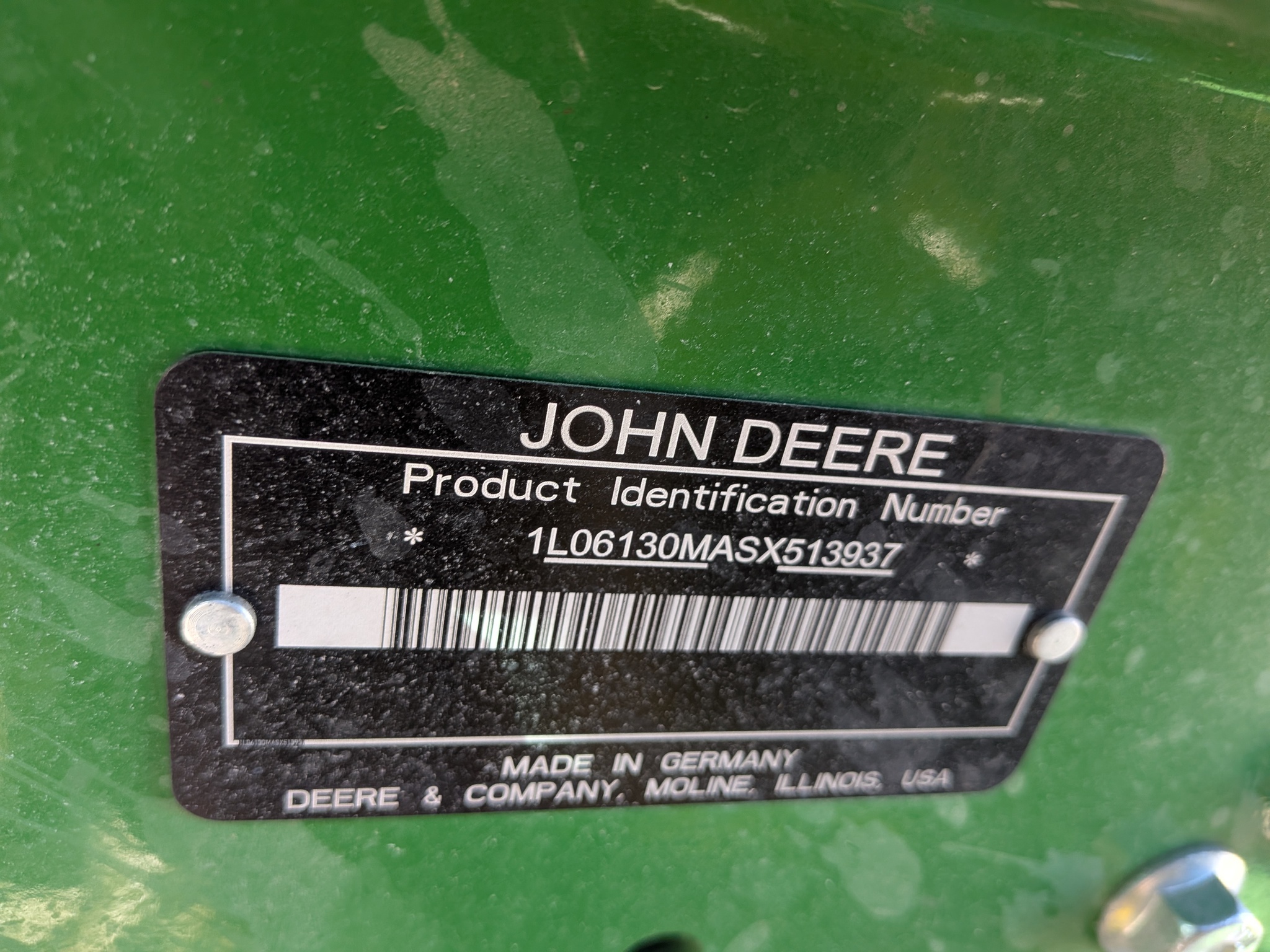  2025 John Deere 6M 130 at Heritage Tractor in Galesburg, IL