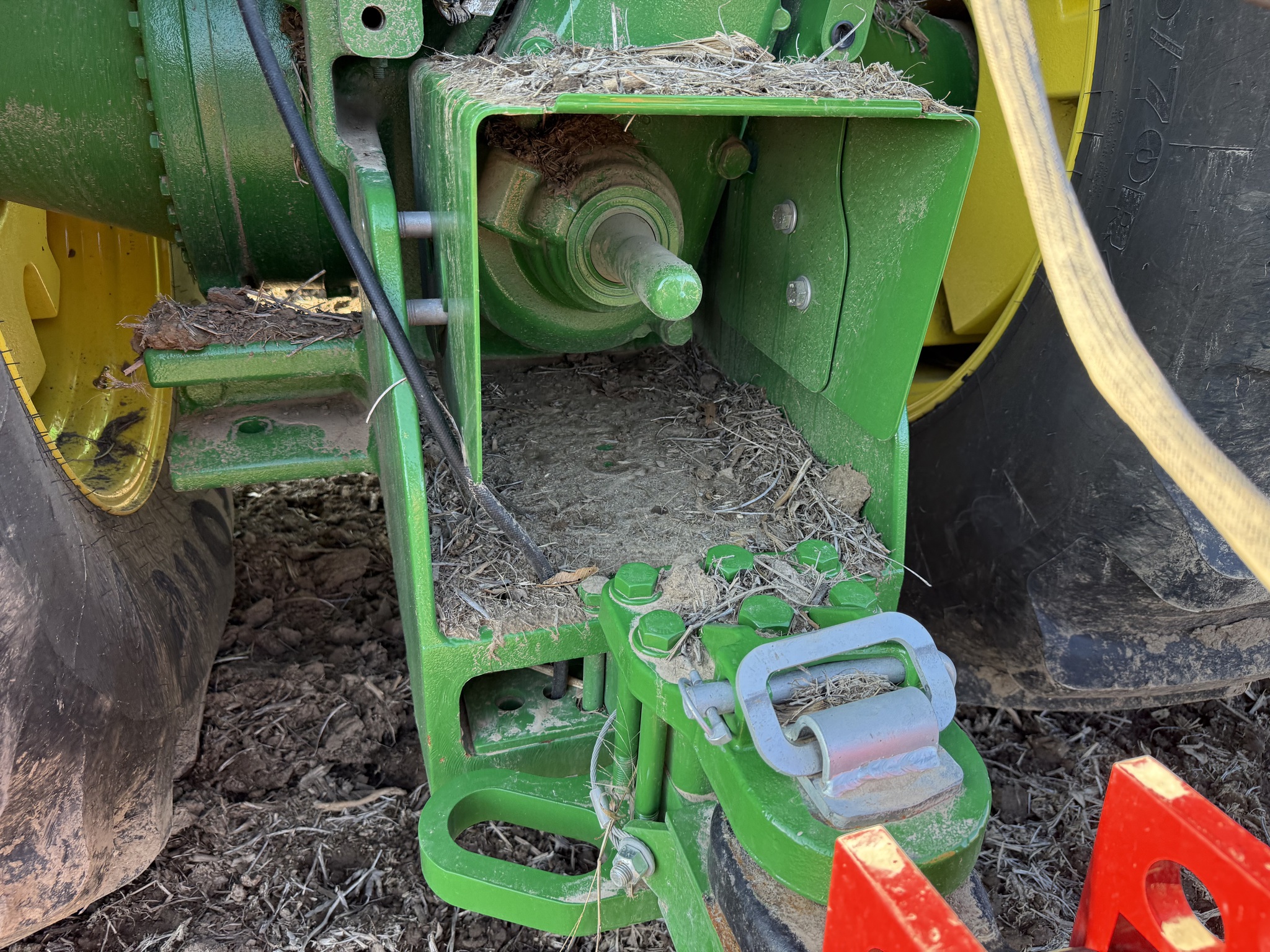  2025 John Deere 9R 540 at Heritage Tractor in Nevada, MO