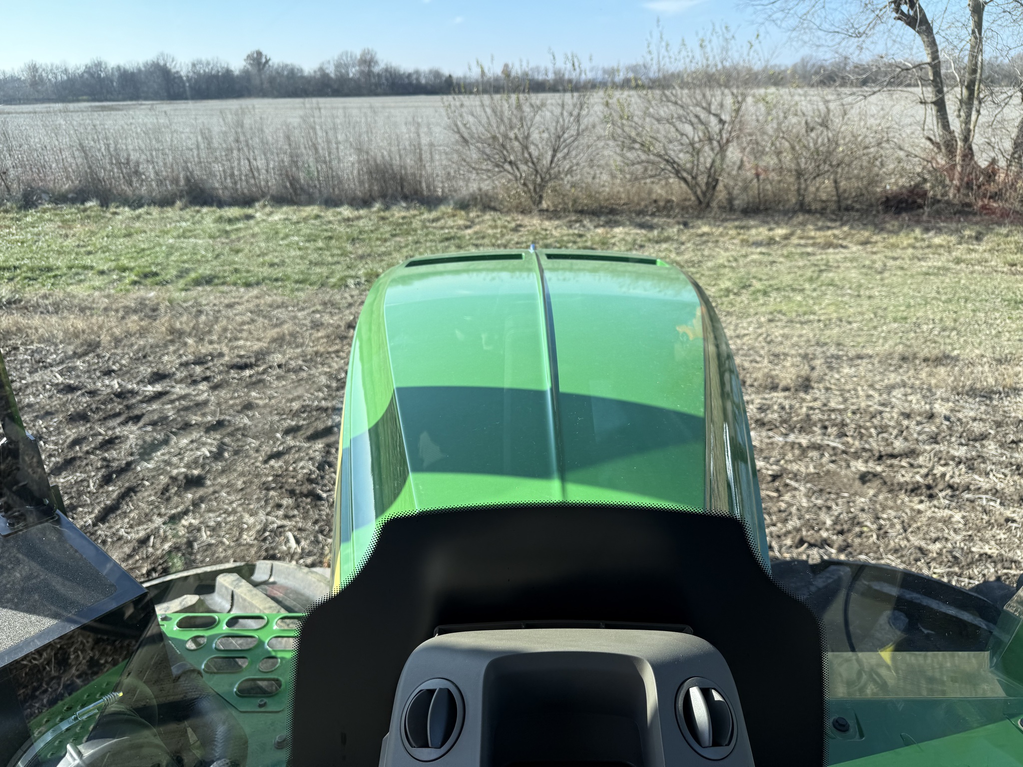  2025 John Deere 9R 540 at Heritage Tractor in Nevada, MO