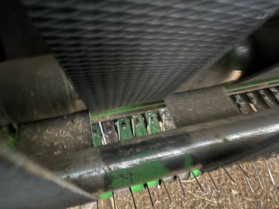 Used 2003 John Deere 567 Round Balers at Horizon Ag & Turf in High Prairie, AB - Photo6