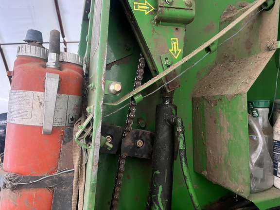 Used 2003 John Deere 567 Round Balers at Horizon Ag & Turf in High Prairie, AB - Photo28