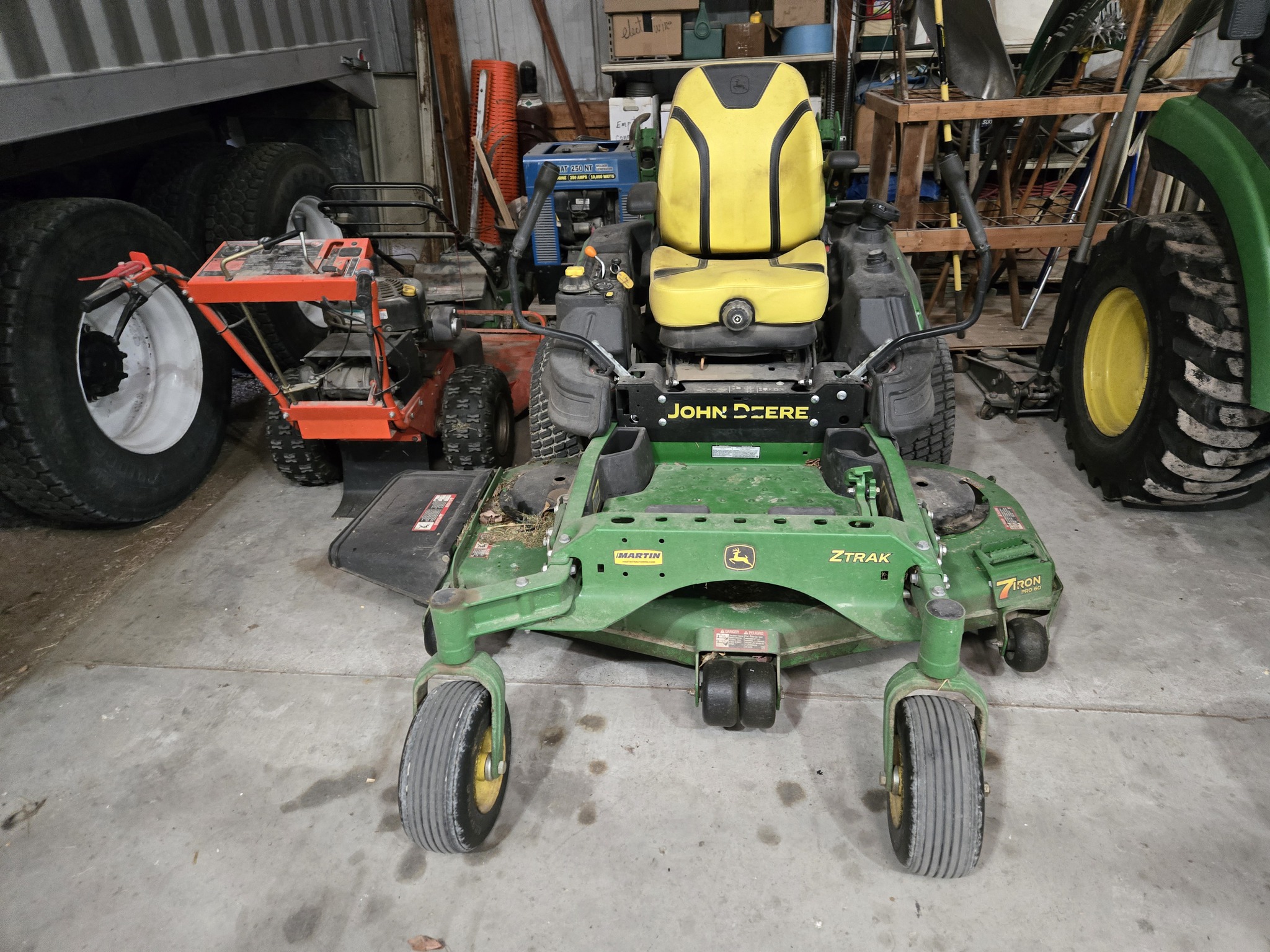  2020 John Deere Z930R at Heritage Tractor in Carthage, IL