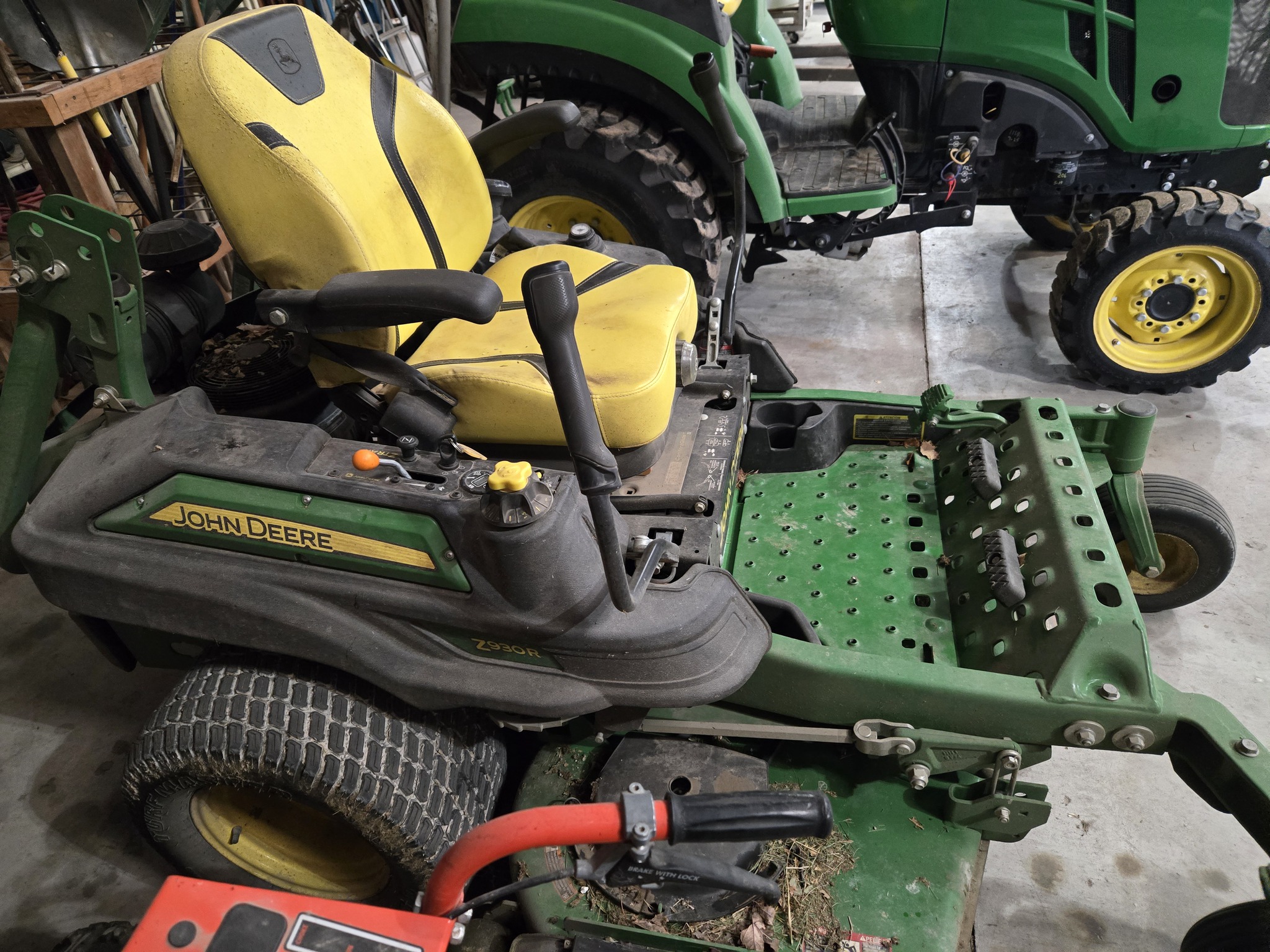  2020 John Deere Z930R at Heritage Tractor in Carthage, IL