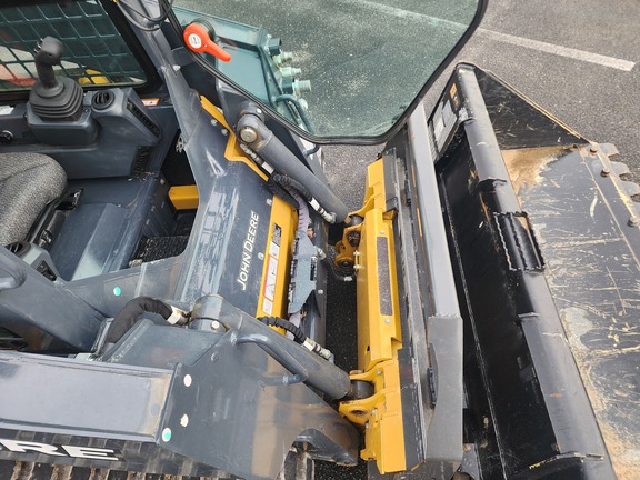 2024 John-Deere 317G