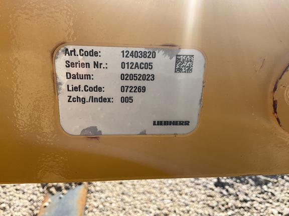 Photo of 2023 Liebherr BYT10737