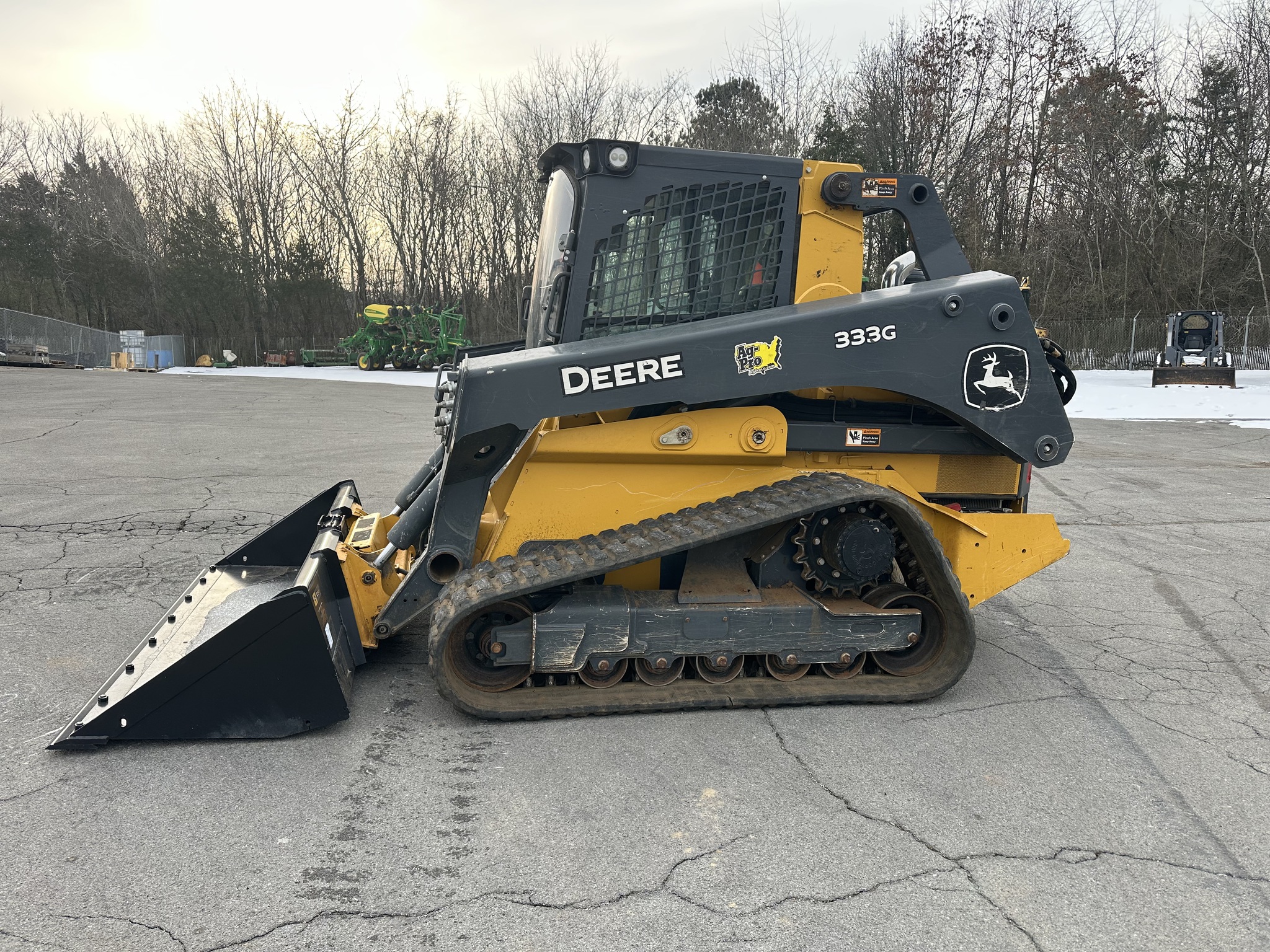 2024 John Deere 333G Image 1