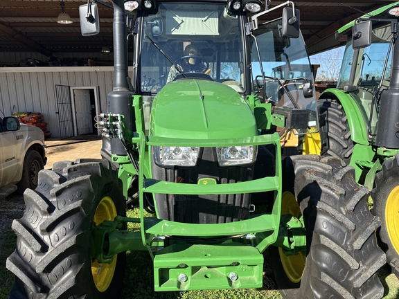 2024 John Deere 5120M Photo 2