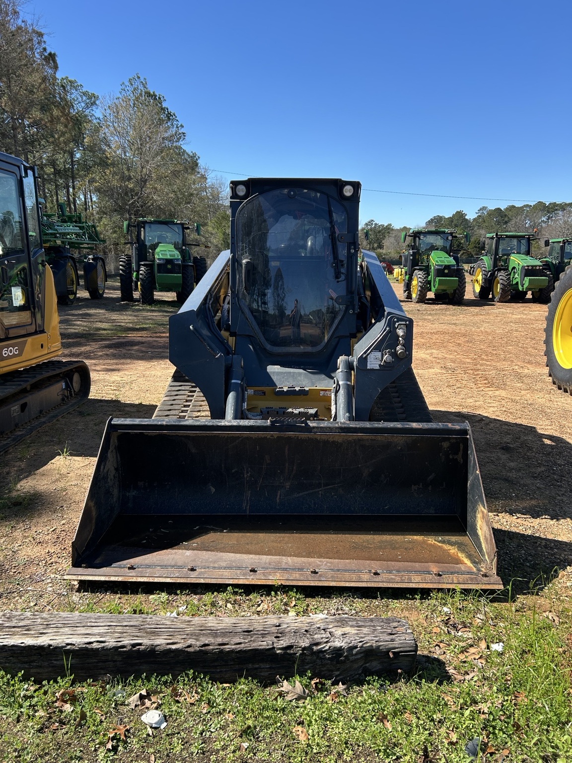 2021 John Deere 333G Image 4
