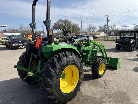 2022 John Deere 4044M Photo 6