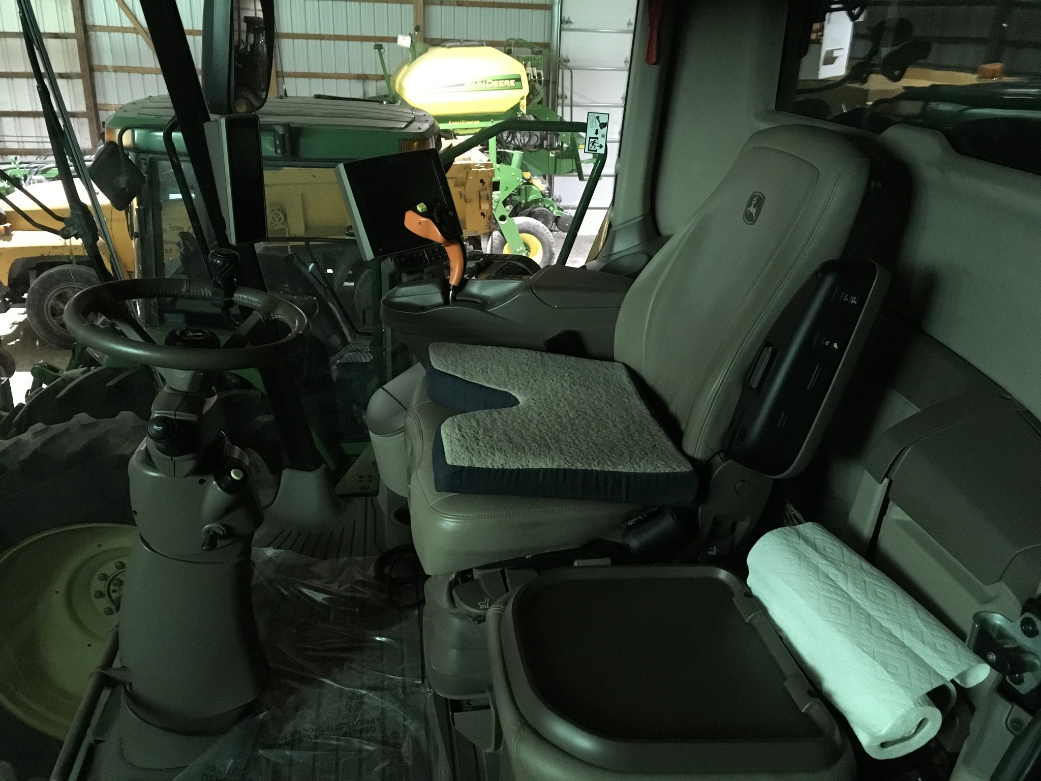 2021 John Deere S780 Image 9