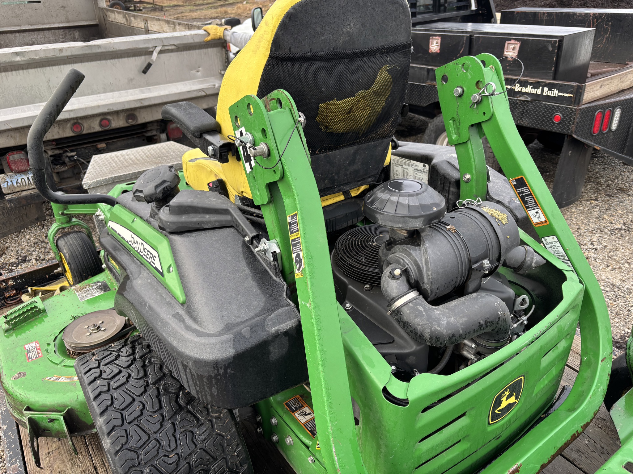  2022 John Deere Z950M at Heritage Tractor in Baldwin City, KS