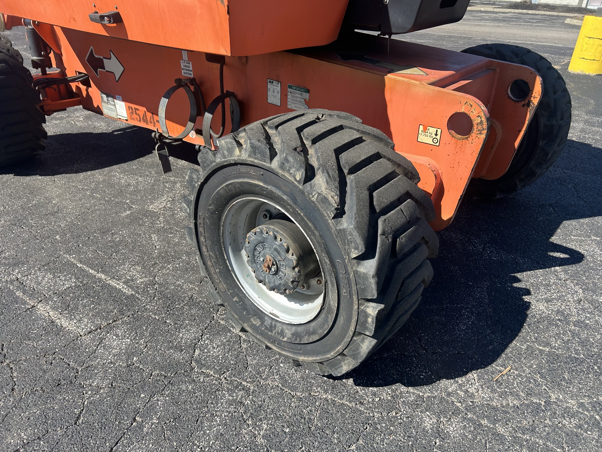 2015 JLG 800AJ Image 6