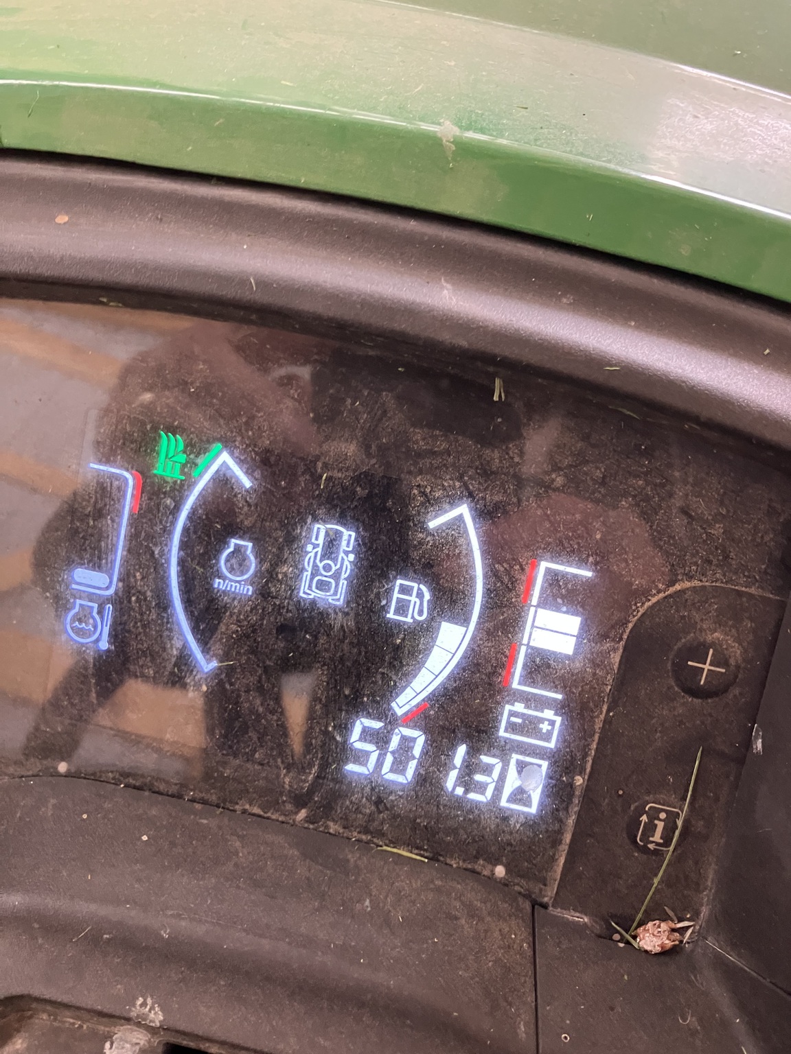 Used 2018 John Deere X738 Lawn & Garden Tractors at Koenig Equipment in Urbana, OH - PhotoXL3