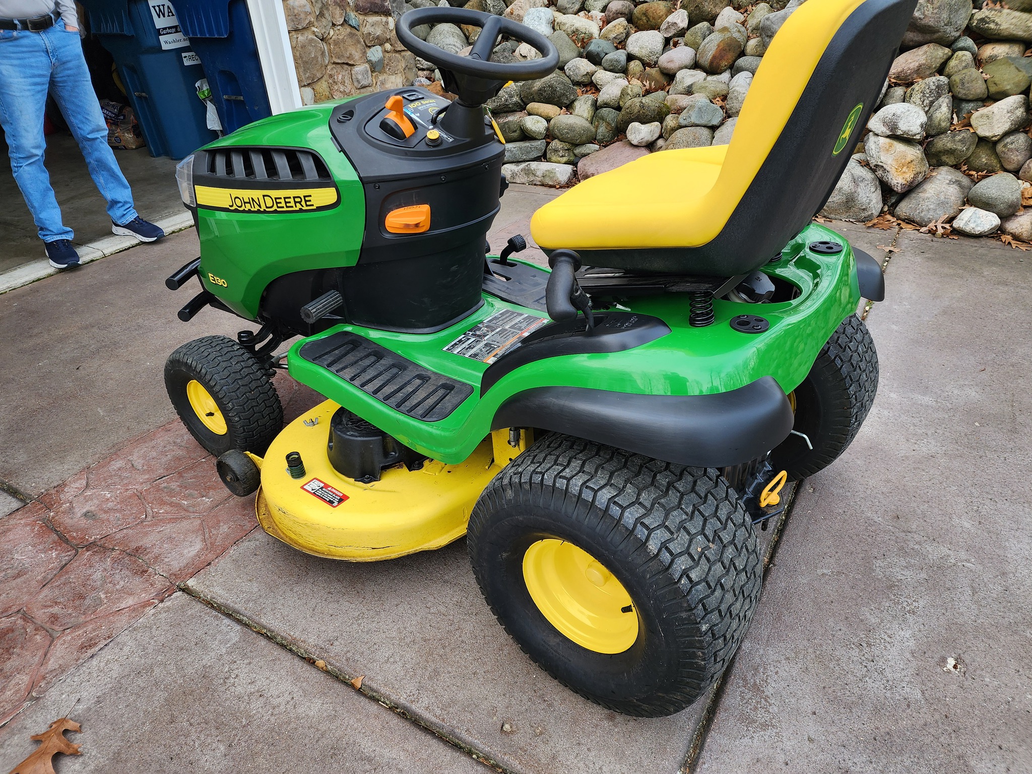 2020 John Deere E130 Image 5