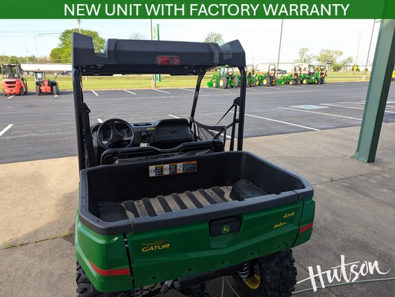 Photo of 2025 John Deere XUV 590M