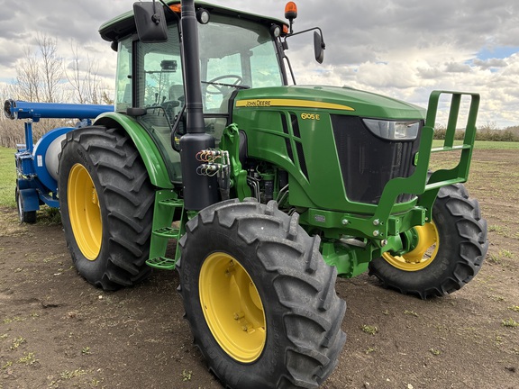 2019 John Deere 6105E (2nd thumbnail)