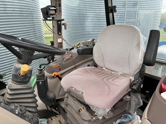 2019 John Deere 6105E (11th thumbnail)