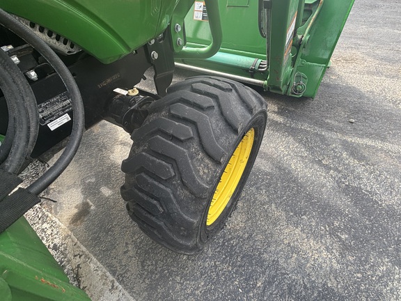 Used 2019 John Deere 1025R Compact Utility Tractors at Koenig Equipment in Tipp City, OH - Photo10