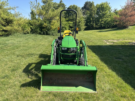 Used 2019 John Deere 1025R Compact Utility Tractors at Koenig Equipment in Tipp City, OH - Photo1