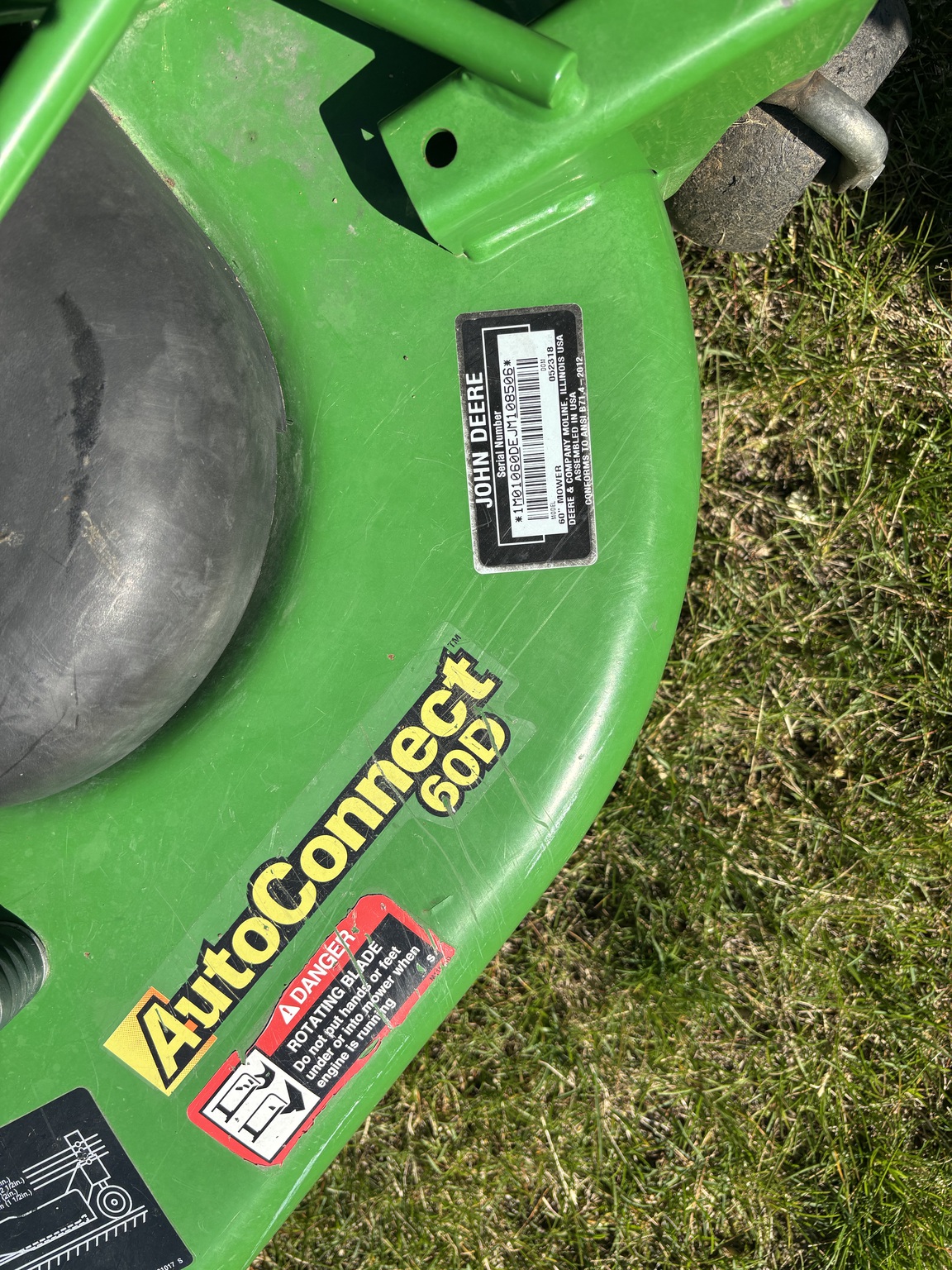 Used 2019 John Deere 1025R Compact Utility Tractors at Koenig Equipment in Tipp City, OH - PhotoXL9