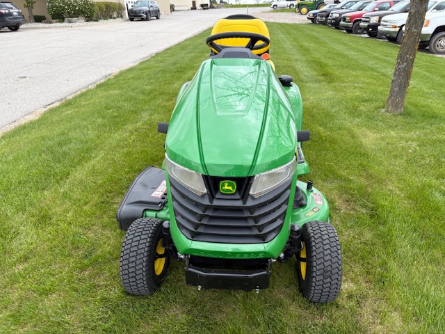 2025 John Deere X330 Image 2