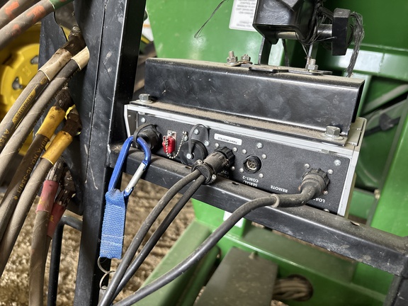 Used 2020 Brent V1100 Grain Carts at Koenig Equipment in Greenville, OH - Photo6