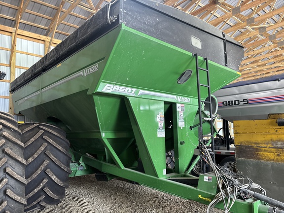 Used 2020 Brent V1100 Grain Carts at Koenig Equipment in Greenville, OH - Photo1