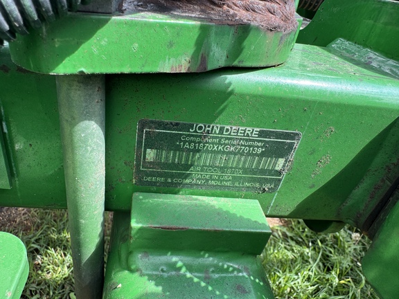 Used 2017 John Deere 1870 Air Drills and Seeders at Horizon Ag & Turf in Vermilion, AB - Photo21