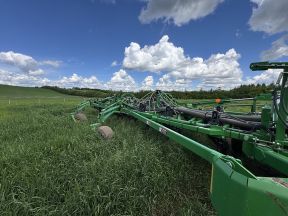 Used 2017 John Deere 1870 Air Drills and Seeders at Horizon Ag & Turf in Vermilion, AB - Photo13