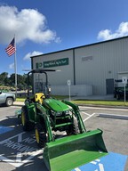 Tractor - Compact Utility For Sale 2023 John Deere 3032E 