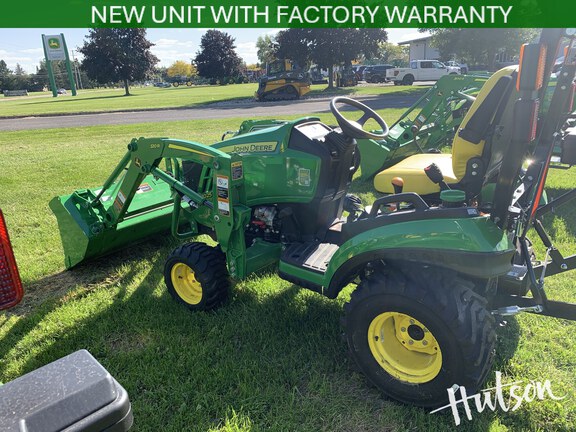Photo of 2026 John Deere 1025R